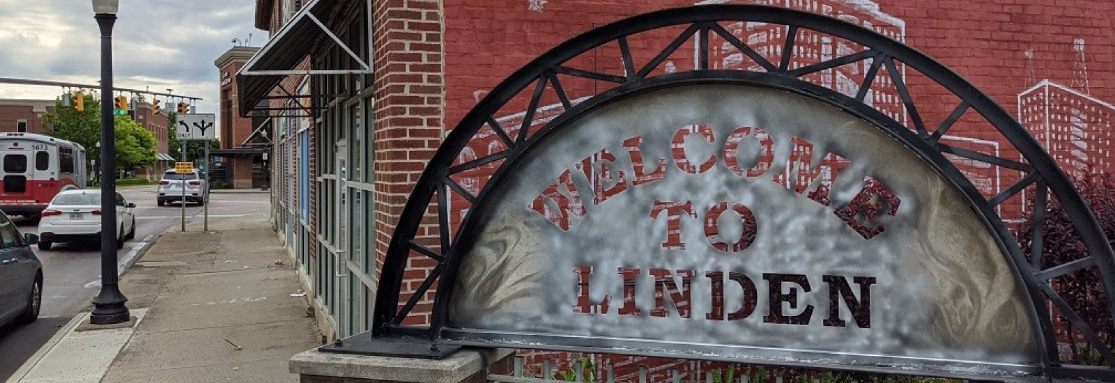 A welcome to Linden community sign. 